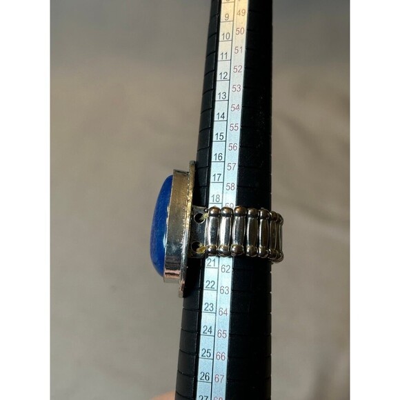 Paparazzi Silver Tone and Blue Stone Adjustable Stretch Ring - Picture 2 of 3